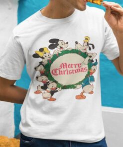 Mickey And Friends Merry Christmas Laurel Wreath T-shirt