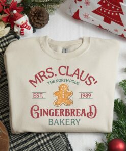 Mrs Claus Gingerbread Bakery Christmas Sweatshirt Cute Unique Xmas Gift