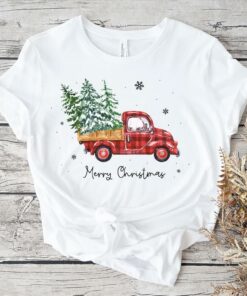 Red Buffalo Plaid Truck Christmas Tree T-Shirt