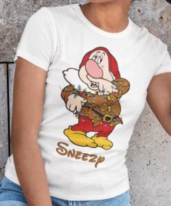 Sneezy Christmas T-shirt Snow White and the Seven Dwarfs