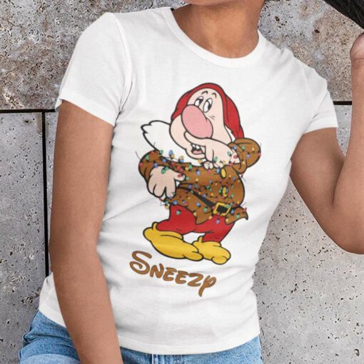 Sneezy Christmas T-shirt Snow White and the Seven Dwarfs