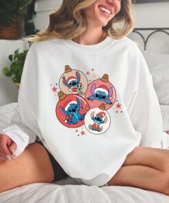 Vintage Disneyland Cute Stitch Christmas Sweatshirt