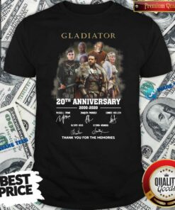 Funny Gladiator 20th Anniversary 2000 2020 Thank You For The Memories Signatures Shirt