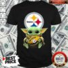 Top Star Wars Baby Yoda Hug Pittsburgh Steelers Shirt – Waretees