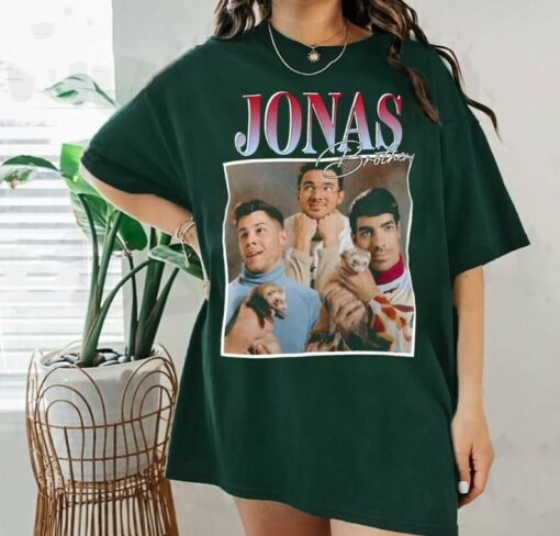 Jonas Brothers Graphic Tee