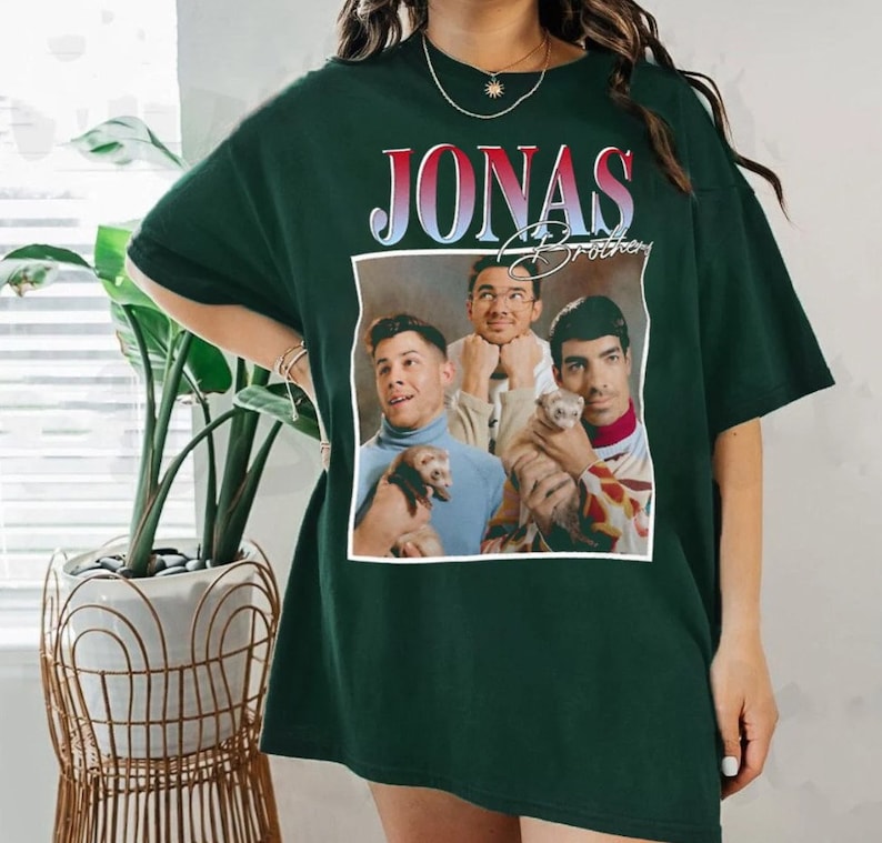 Jonas Brothers Graphic Tee Jonas Brothers Graphic Tee