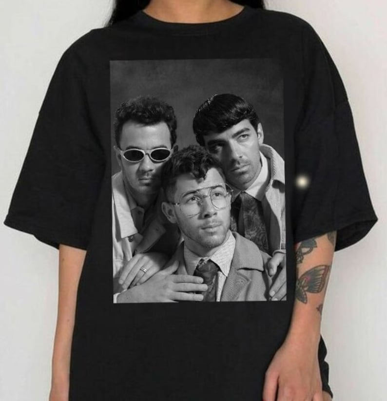 Jonas Brothers Portrait Vintage T-Shirt Jonas Brothers Portrait Vintage T-Shirt