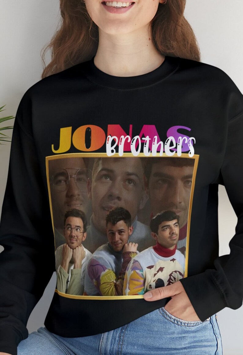 Jonas Brothers Vintage 90's sweatshirt Jonas Brothers Vintage 90's sweatshirt