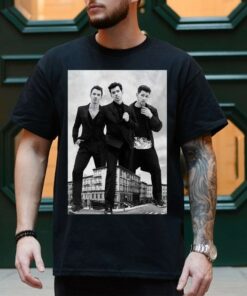 Jonas Brothers Vintage T-Shirt Unisex
