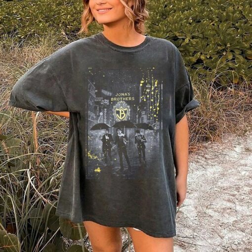 Jonas Five Albums One Night Tour Shirt