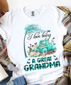 I Love Being A Great Grandma Blue Tree Car Colorful Butterflies Flowers Shirt