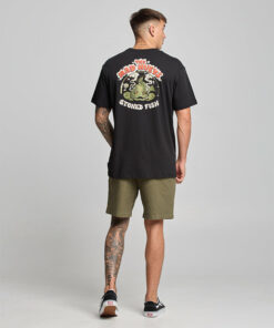 STONED FISH 4 STONED FISH 5