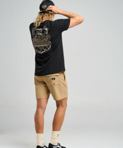 THE SEA CAPTAIN 3 THE SEA CAPTAIN 4