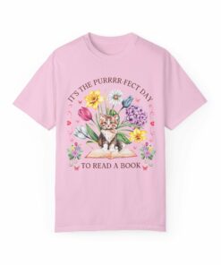 Purrr-fect Day to Read Tee