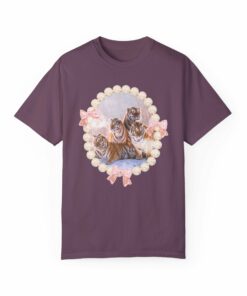 Tigers Sitting in Snow T-Shirt